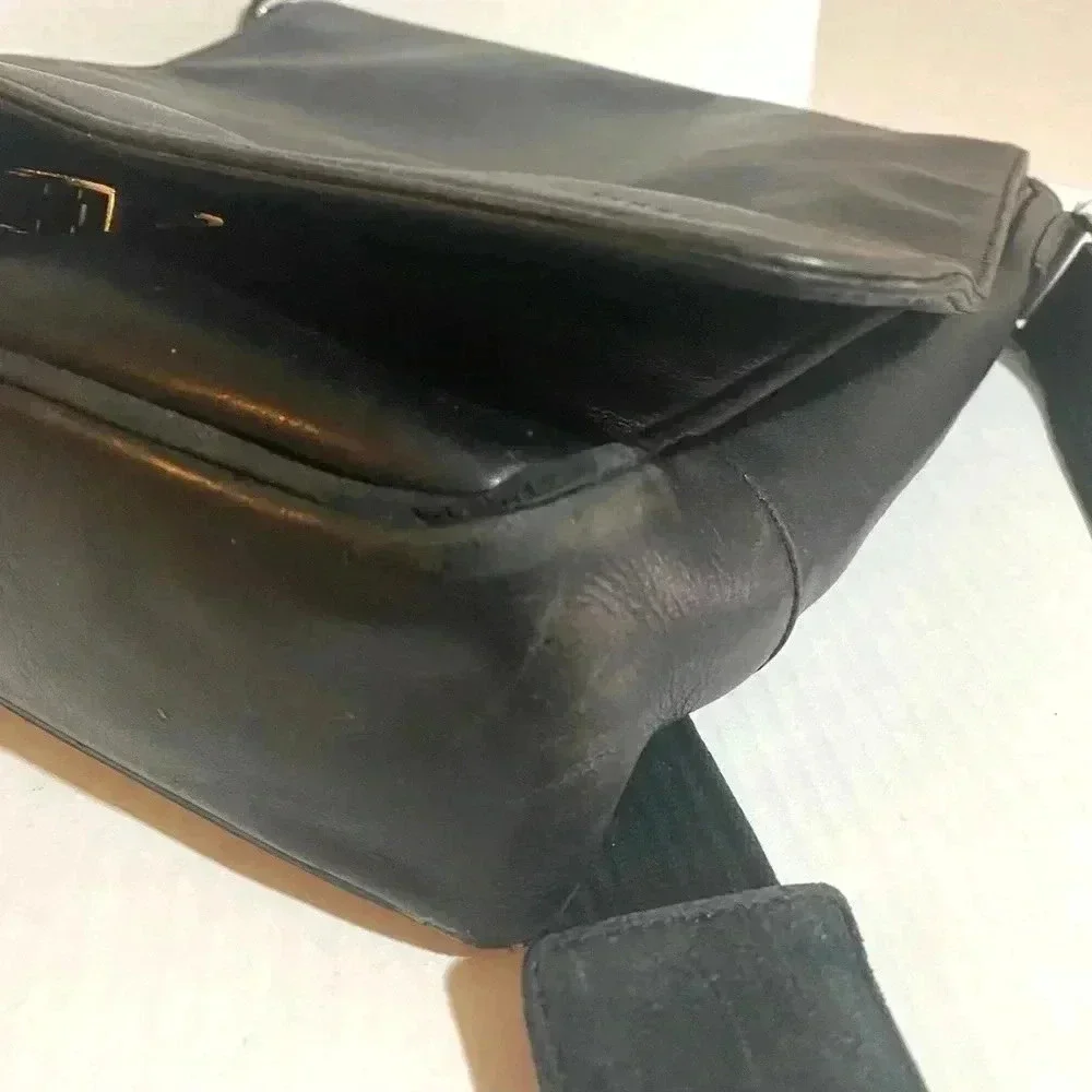 Coach vintage unisex black leather crossbody bag